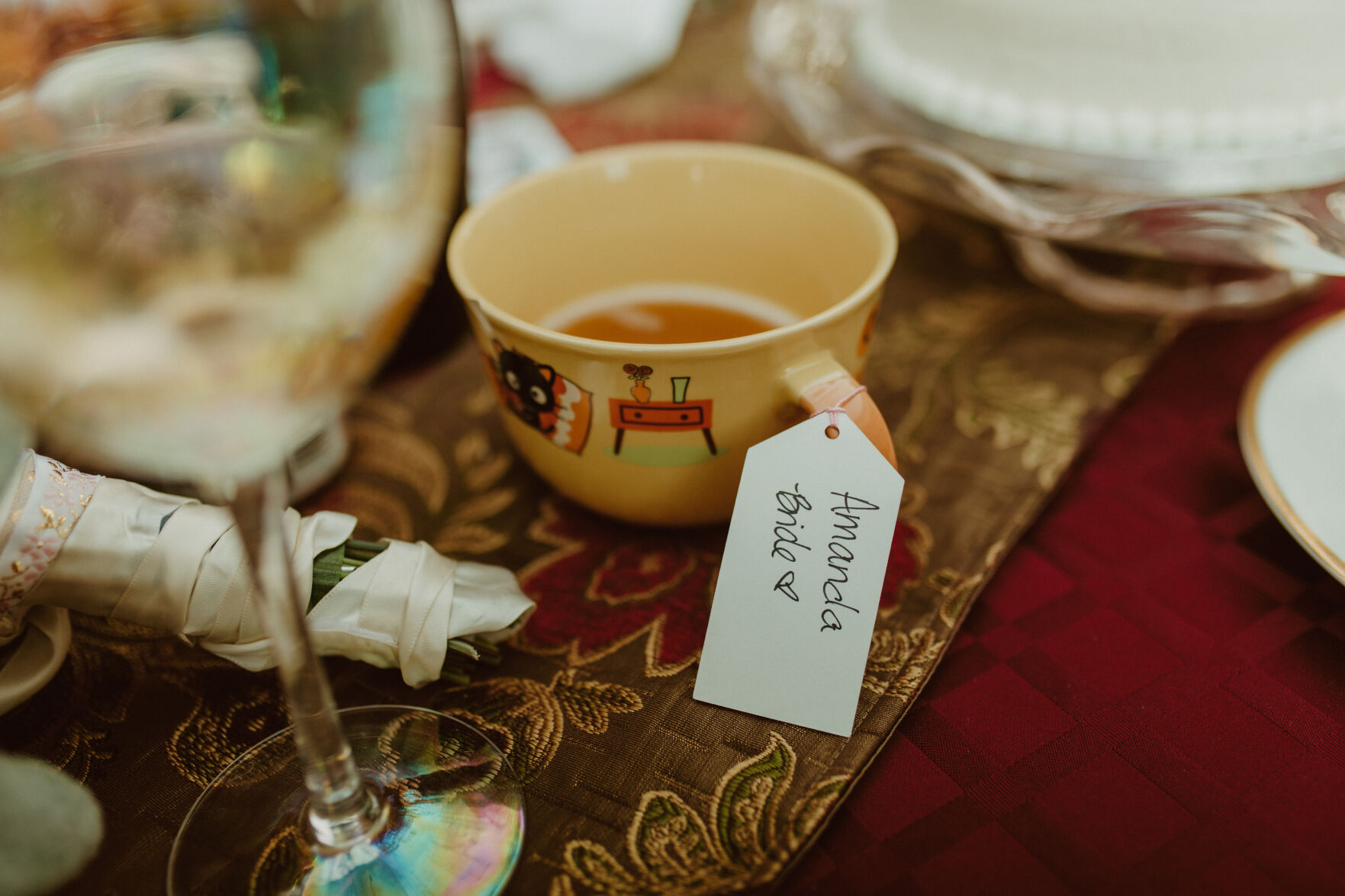 101021-owh-liv-cheapwedding-p6